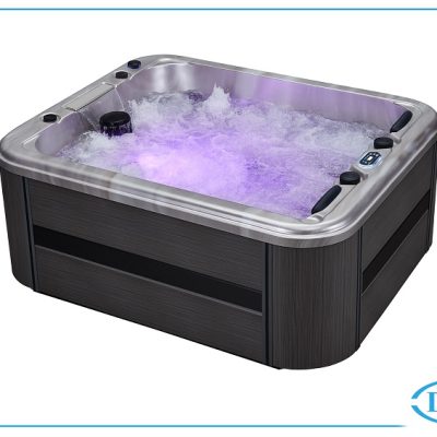 Bồn tắm Jacuzzi Daros DR-2117B