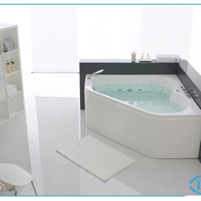 Bồn tắm massage Daros DR-5100
