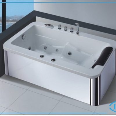 Bồn tắm massage Daros HT-1026