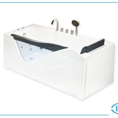 Bồn tắm massage Daros HT-39