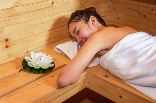 Sử dụng phòng xông hơi khô giảm căng thẳng, mệt mỏi