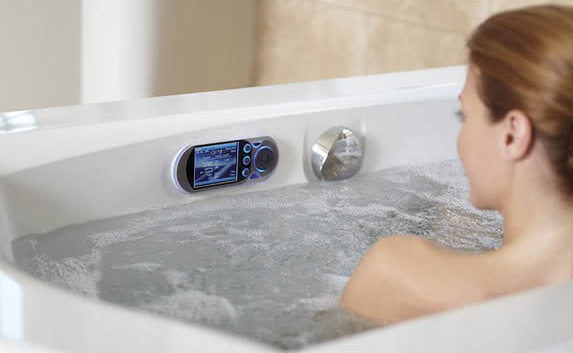 Điều khiển từ xa vô cùng tiện lợi