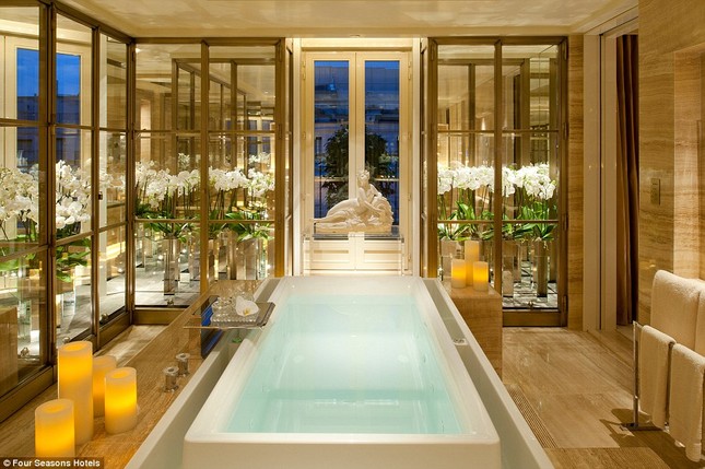 Khách sạn Four Seasons ở Paris.