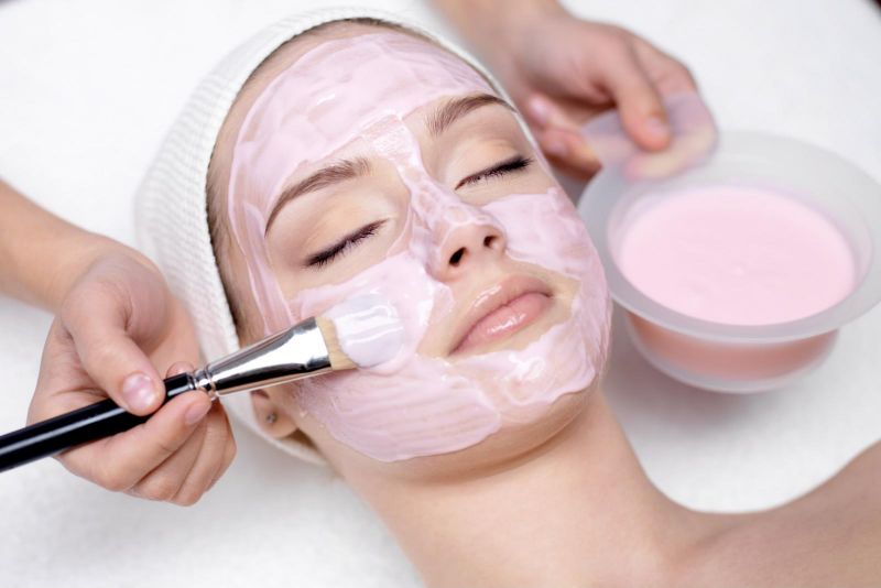 Xông mặt xong có nên đắp mặt nạ