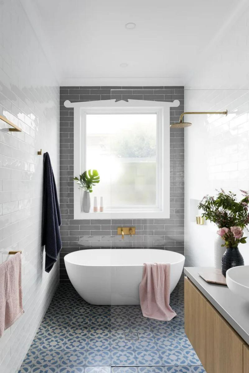 Nắm bắt được nhu cầu của khách hàng, những mẫu bồn tắm mini cũng khá đa dạng về kiểu dáng, mẫu mã, chất liệu để bạn được lựa chọn tùy ý thích.