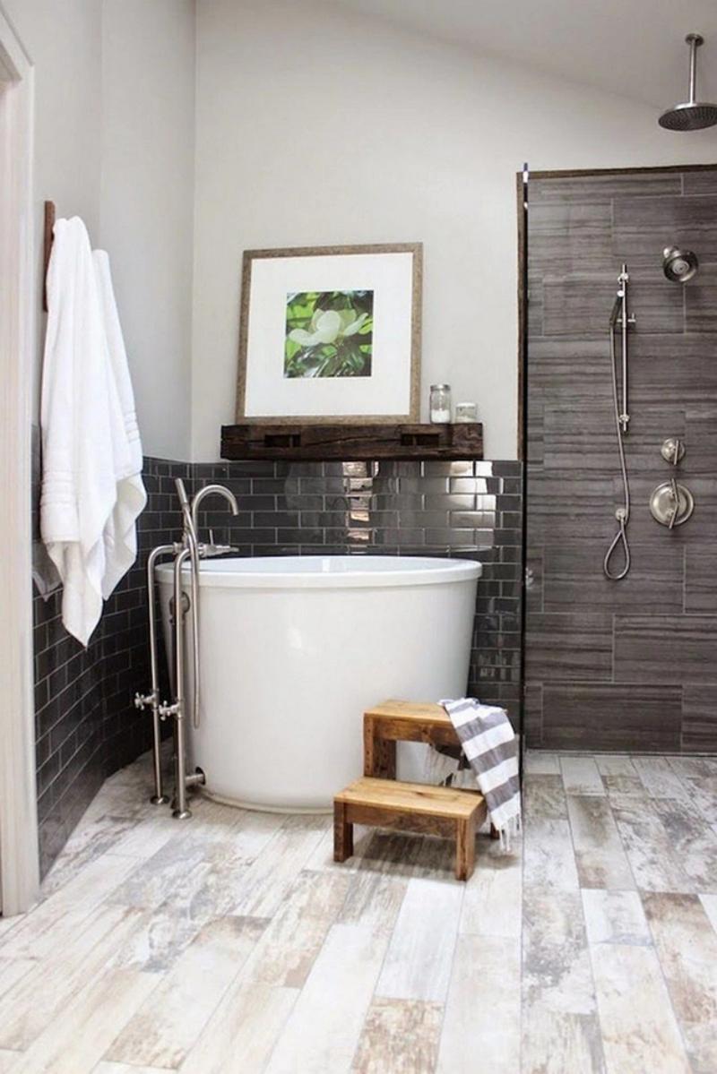 Dù chỉ chiếm một góc nhỏ bên trong nhà tắm nhưng chiếc bồn tắm tròn mini lại có thể mang đến người dùng những trải nghiệm vô cùng tuyệt vời.